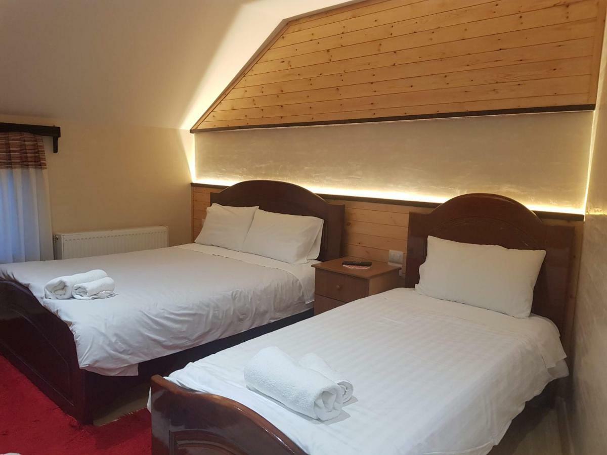 Pashuta Hotel Voskopojë Eksteriør billede